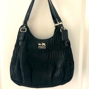 NWOT Women’s Coach Shoulder Bag in Black